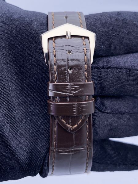 Patek Philippe Calatrava 5196G-001